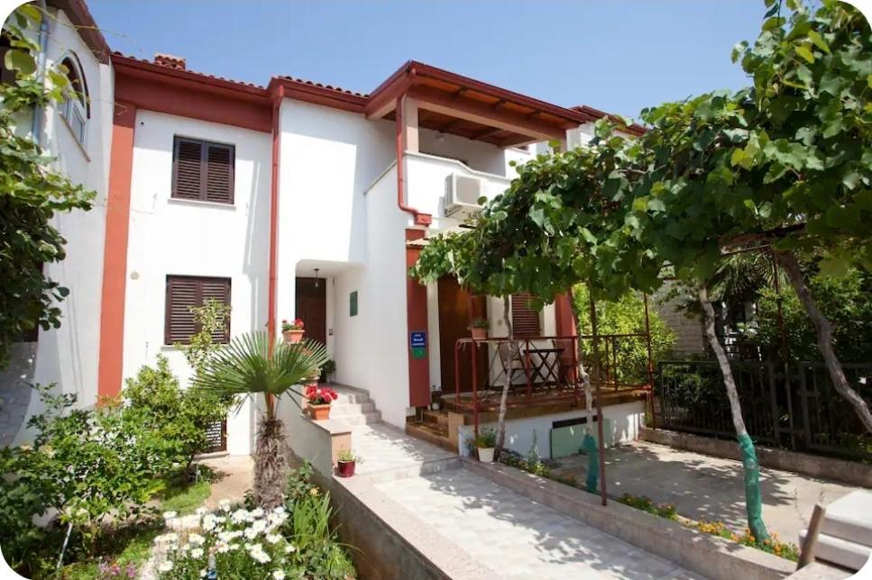 Pero Apartment Pula